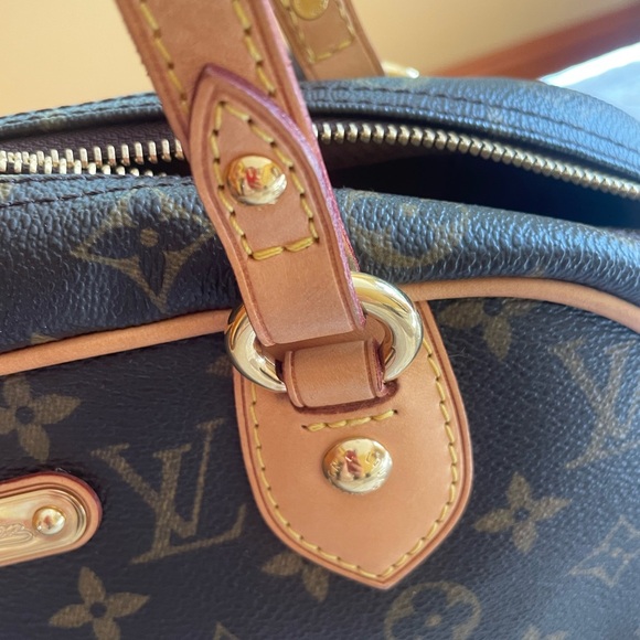 LV Montorgueil PM - Picture 8 of 17